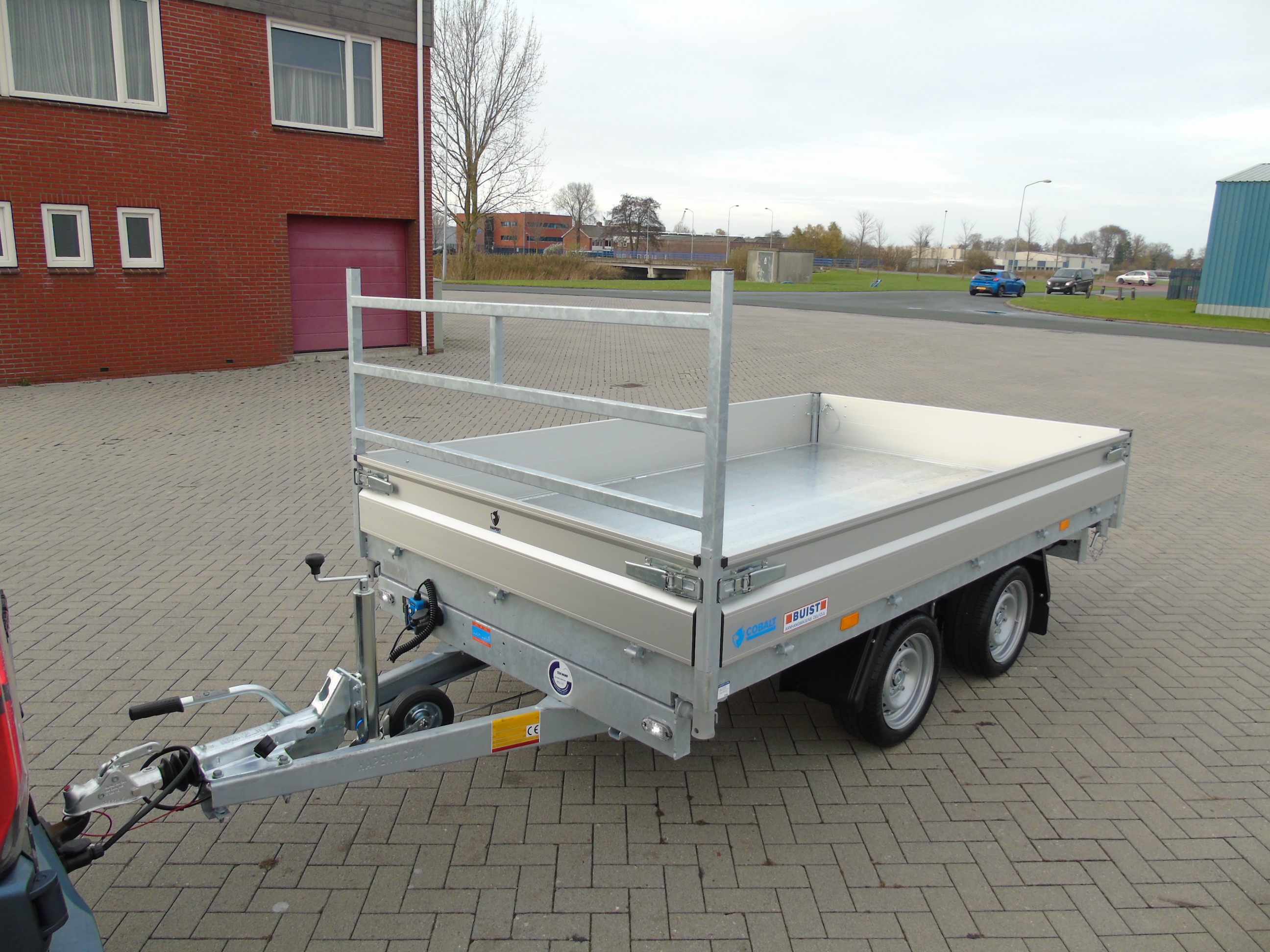 Voorraad aanhangwagen Hapert Cobalt HM-2 305 x 180 cm 2700 kg elektrisch