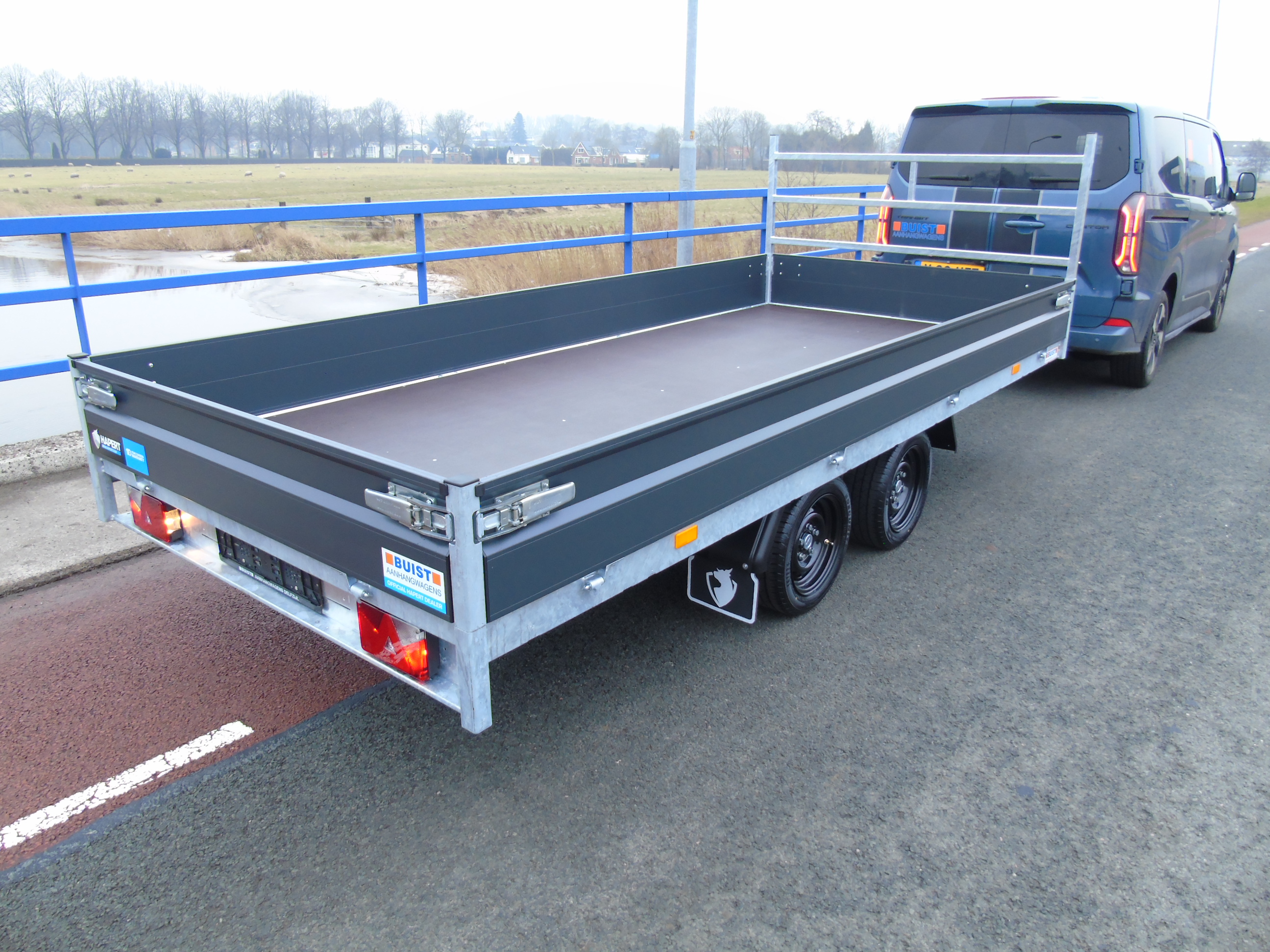 Voorraad aanhangwagen Hapert Azure H-2 405 x 180 cm 2700 kg Limited Edition