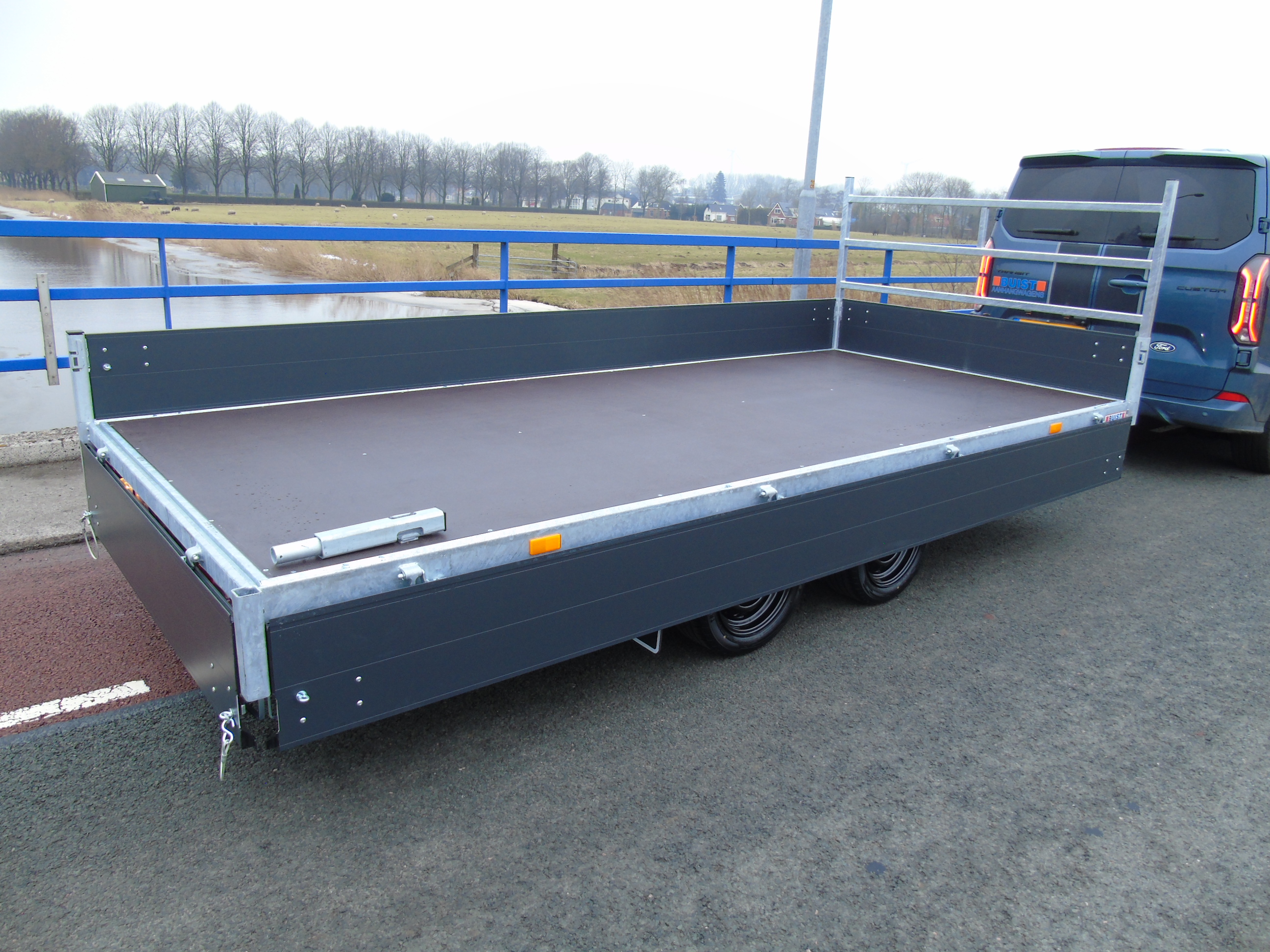 Voorraad aanhangwagen Hapert Azure H-2 405 x 180 cm 2700 kg Limited Edition