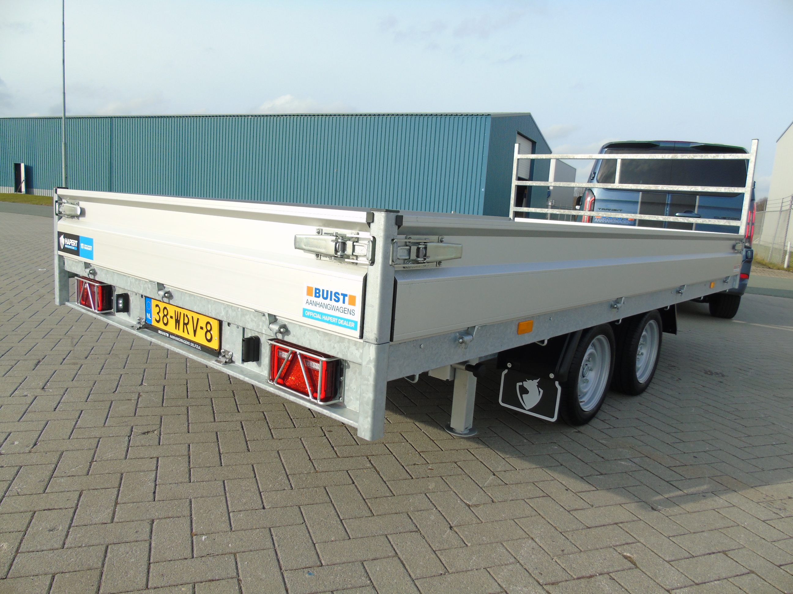 Voorraad aanhangwagen Hapert Azure H-2 405x200cm 3000kg oprijpakket LED compleet
