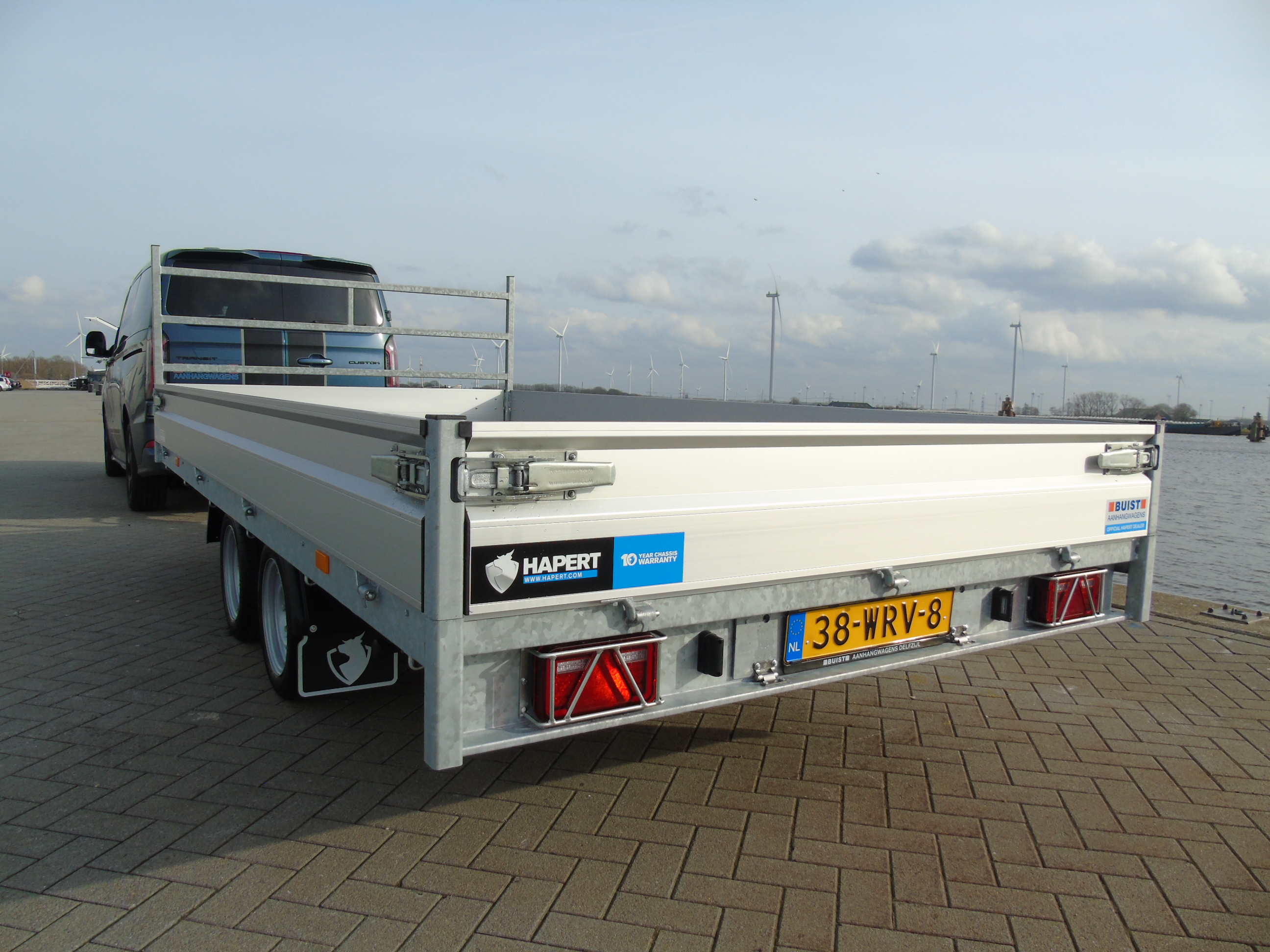 Voorraad aanhangwagen Hapert Azure H-2 405x200cm 3000kg oprijpakket LED compleet