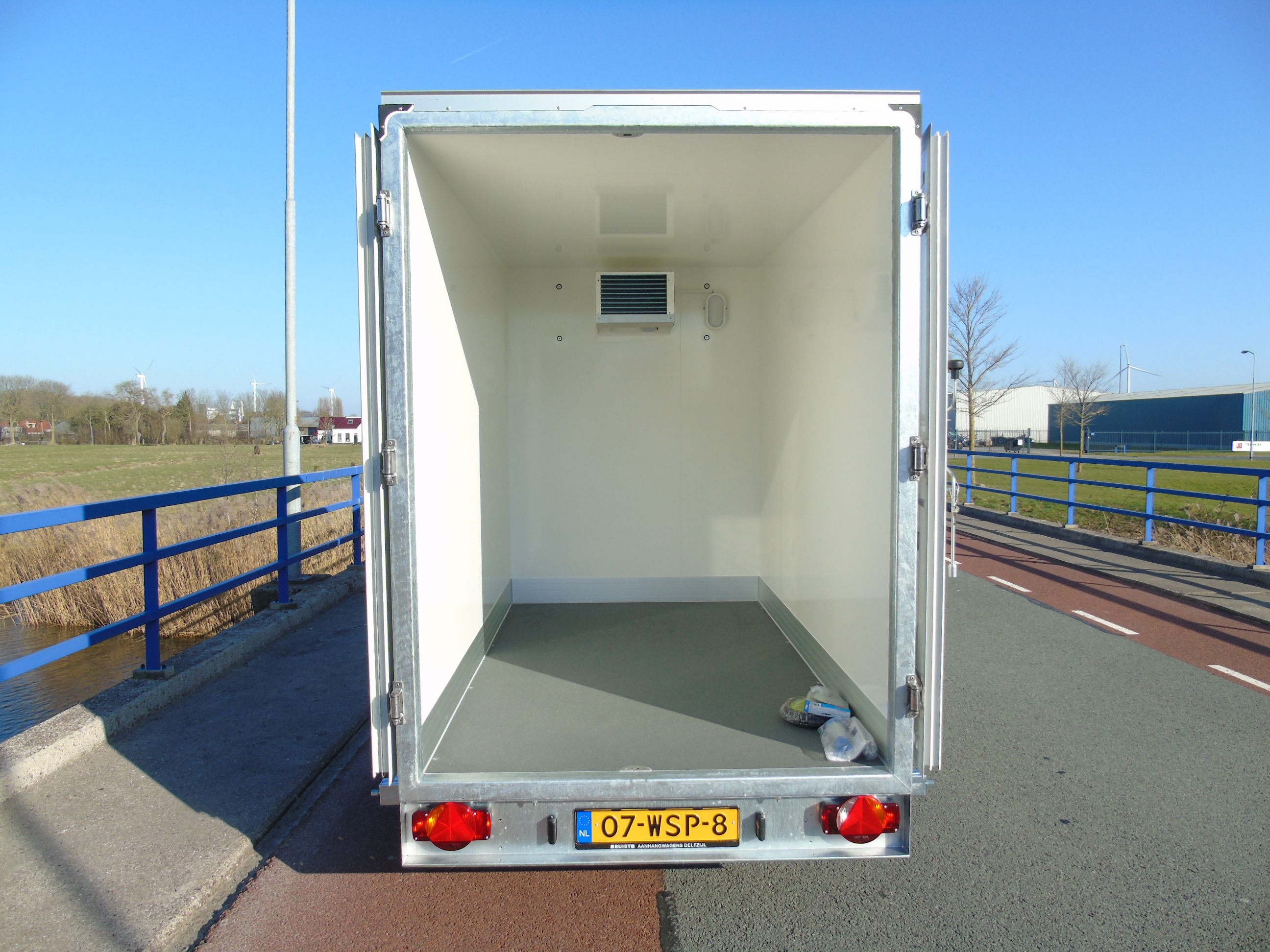 Voorraad aanhangwagen Humbaur HGK 132716-21PF60 Deluxe Cool Trailer Koelwagen