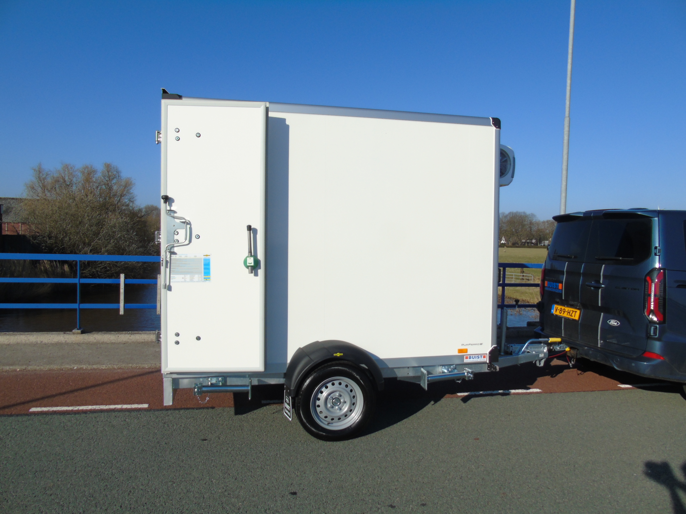 Voorraad aanhangwagen Humbaur HGK 132716-21PF60 Deluxe Cool Trailer Koelwagen