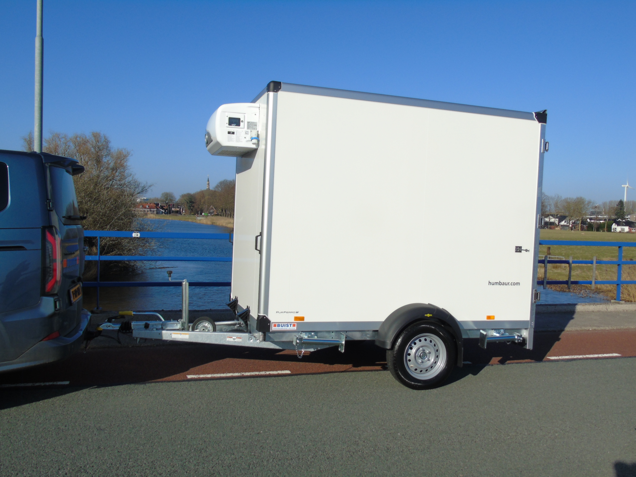 Voorraad aanhangwagen Humbaur HGK 132716-21PF60 Deluxe Cool Trailer Koelwagen