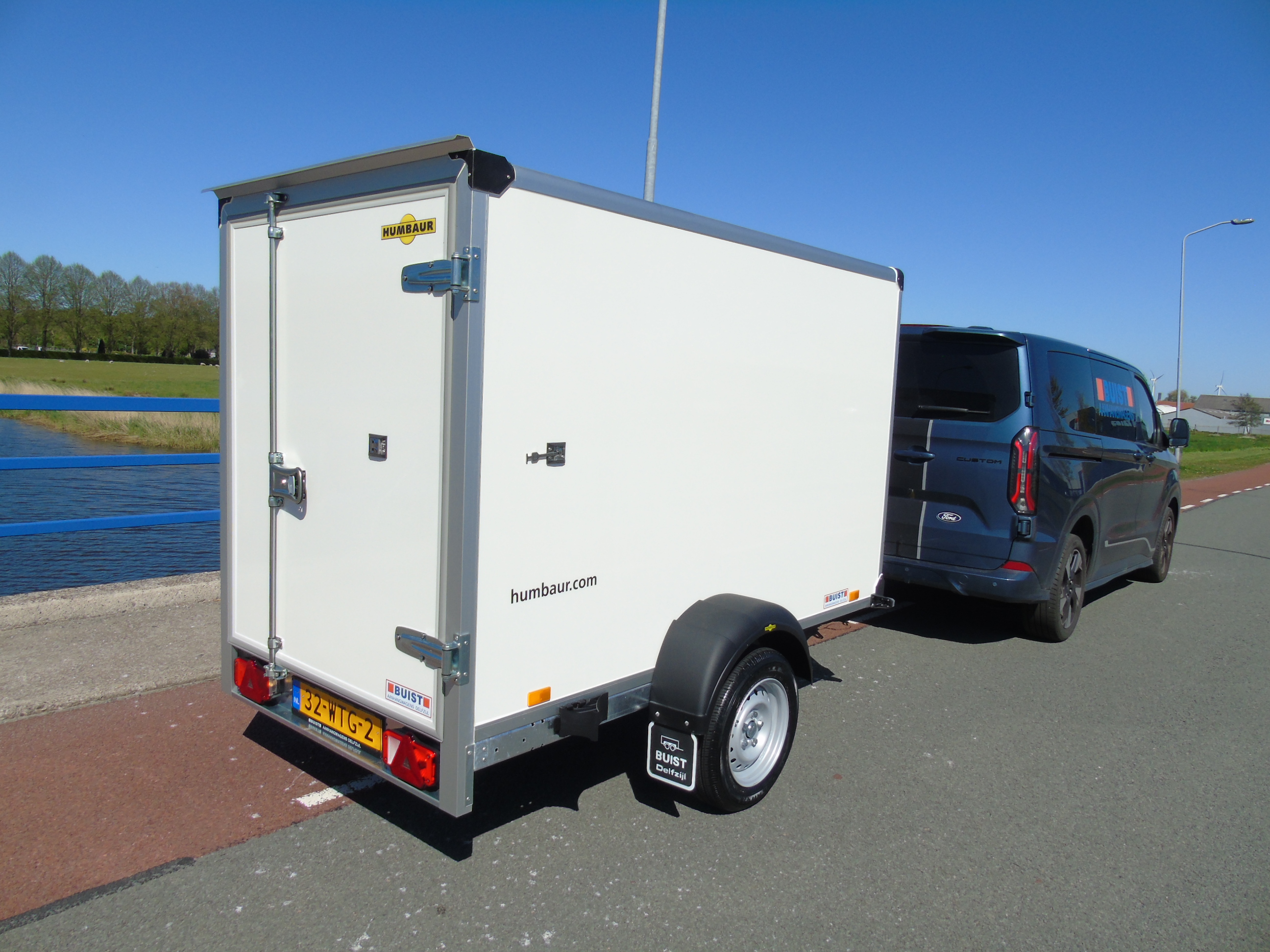 Voorraad aanhangwagen Humbaur HK132513-15P GFK 251x132x152cm 1300kg gladde wanden
