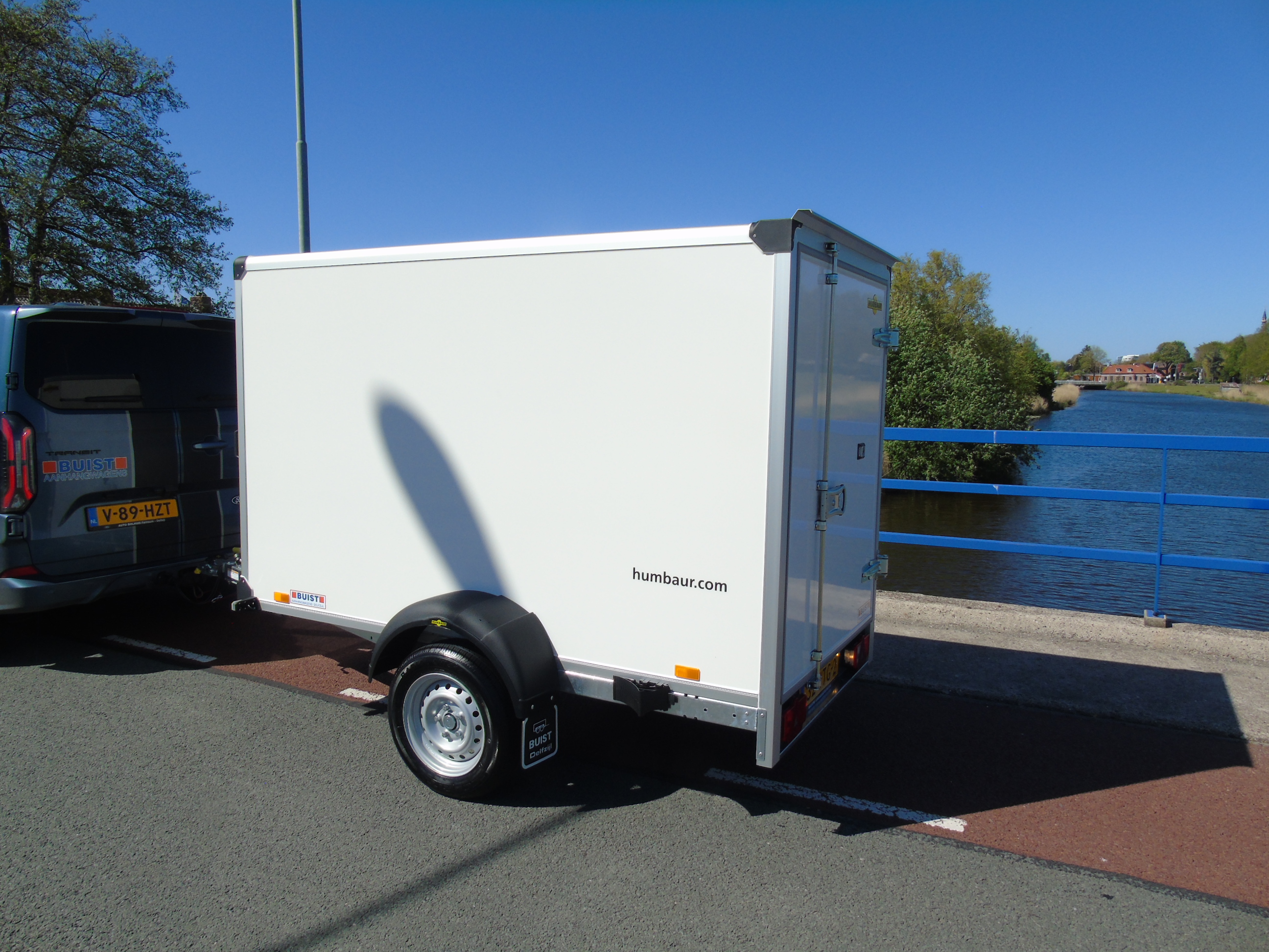 Voorraad aanhangwagen Humbaur HK132513-15P GFK 251x132x152cm 1300kg gladde wanden