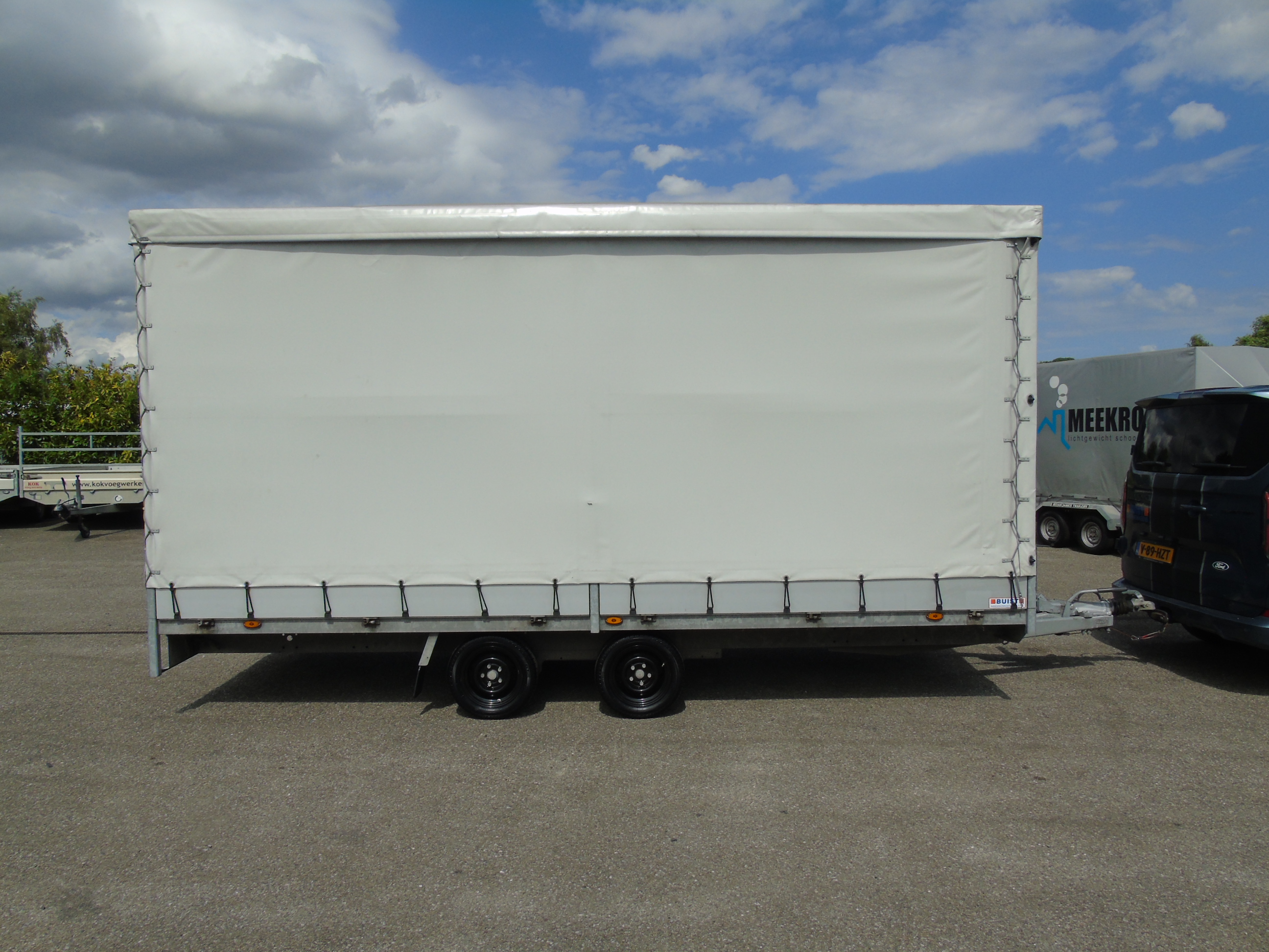 Occasion aanhangwagen Henra PL35350 met huifopbouw met schuifzeilen