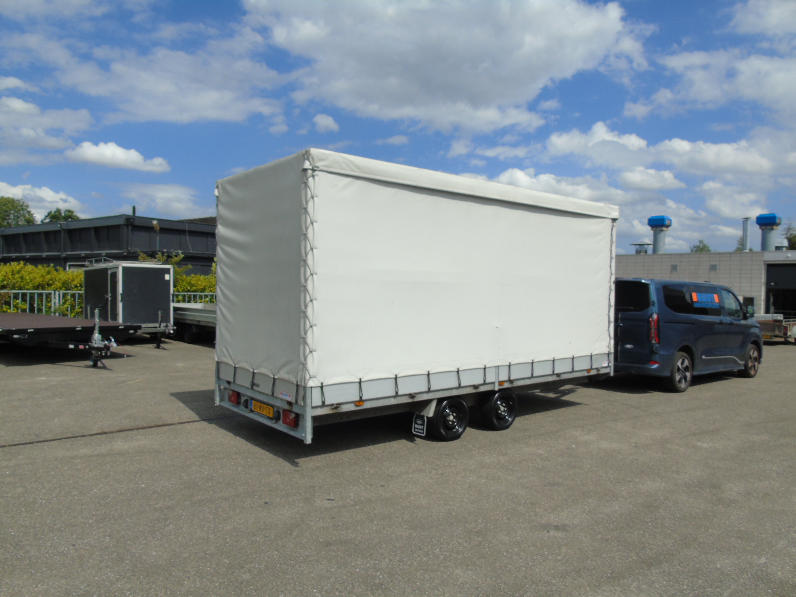Occasion aanhangwagen Henra PL35350 met huifopbouw met schuifzeilen